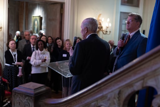 Steve Clemmons and Jim Hoagland